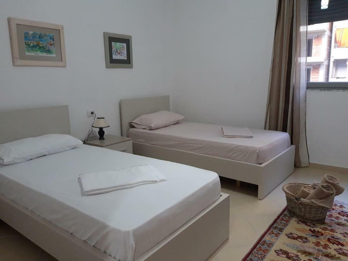 Artist S Apartment Vlora Kültér fotó
