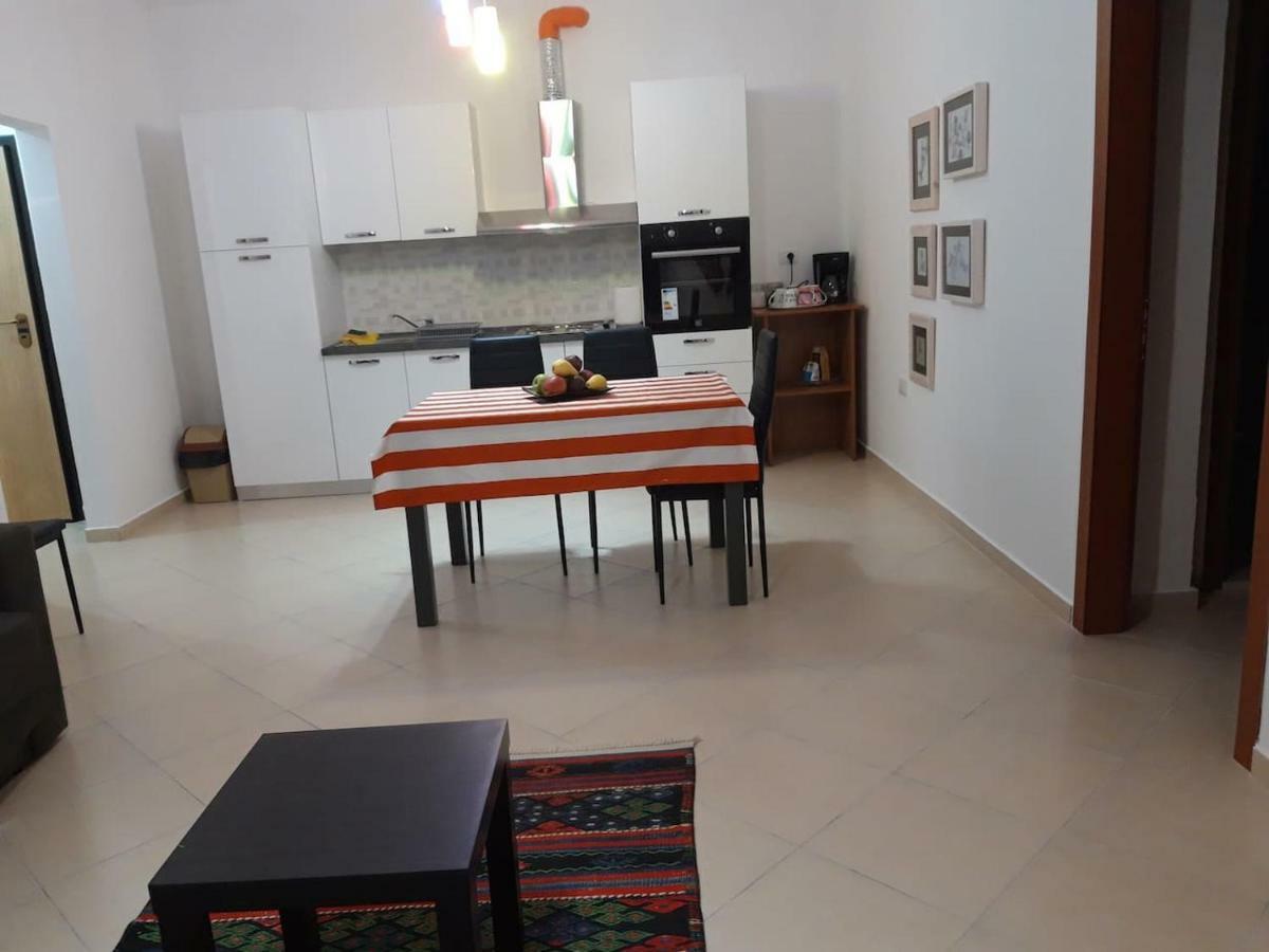 Artist S Apartment Vlora Kültér fotó