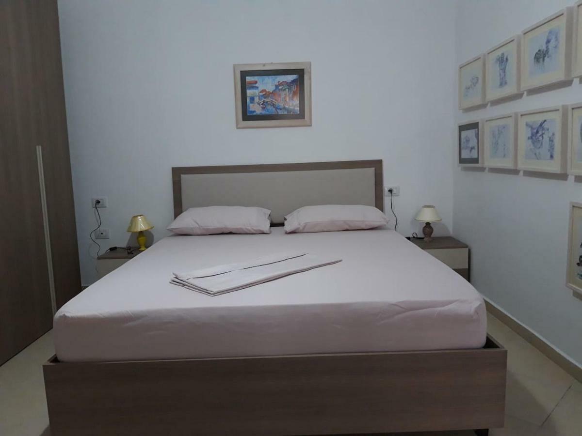 Artist S Apartment Vlora Kültér fotó